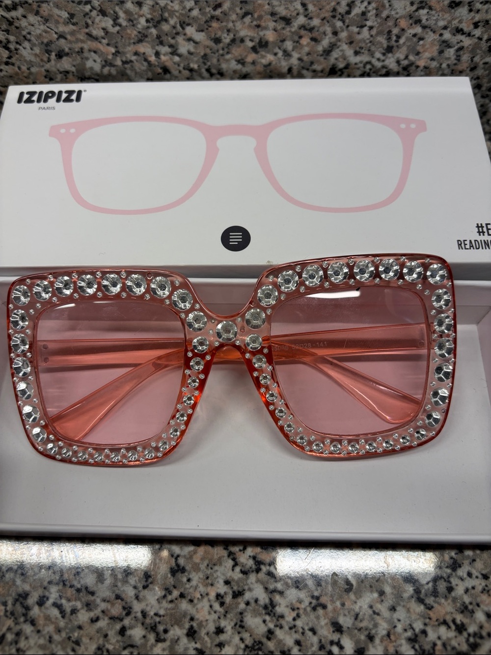 💎 Kids Sunglasses in Light Pink - Picture 2 of 3